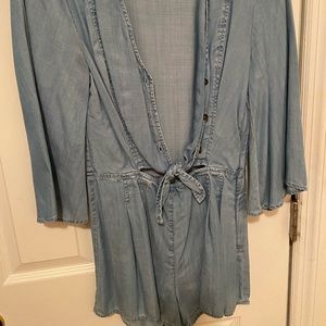 Demin romper with bell sleeve